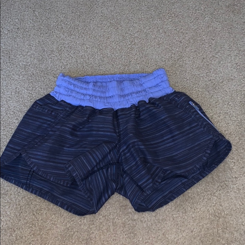 Tracker Short V 4"